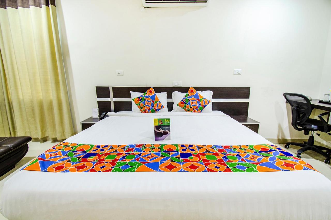 Fabhotel Pride Inn - Nr Tcs Deccan Park, Hitech City Hyderabad Exterior photo