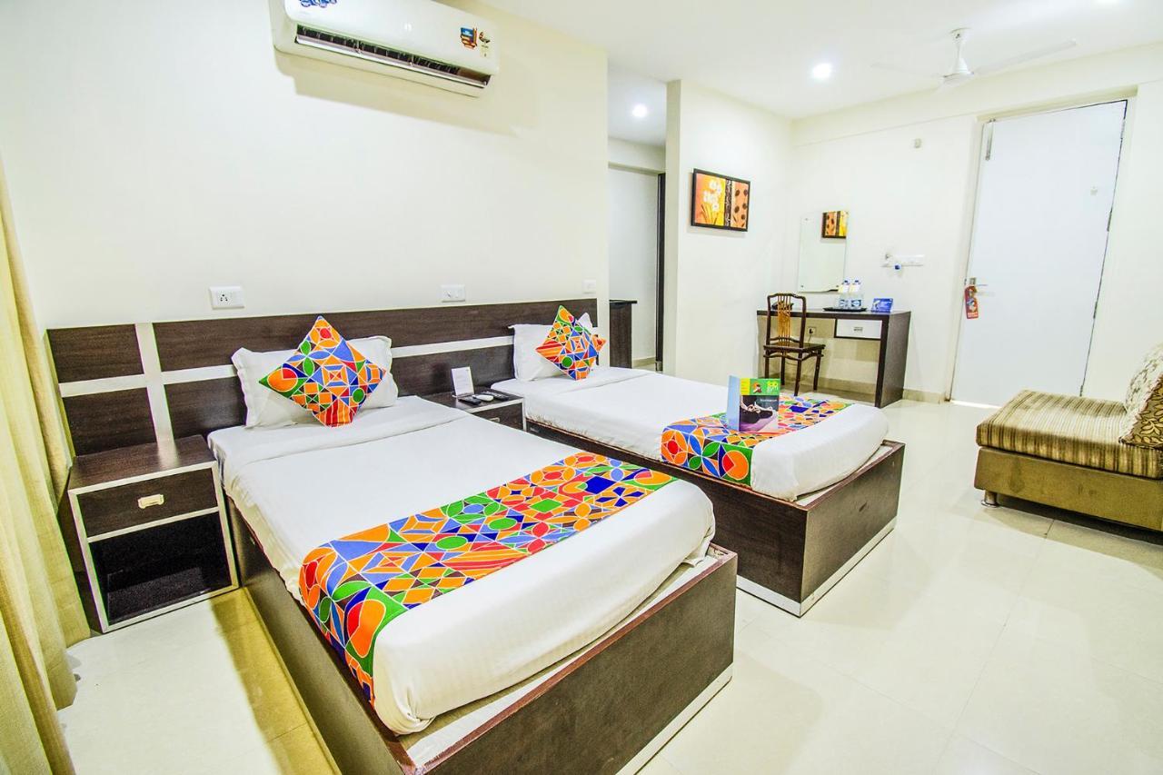 Fabhotel Pride Inn - Nr Tcs Deccan Park, Hitech City Hyderabad Exterior photo
